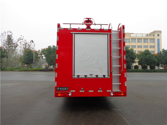 豪沃16吨水罐消防车