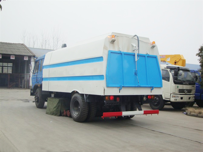 东风145道路清扫车图片