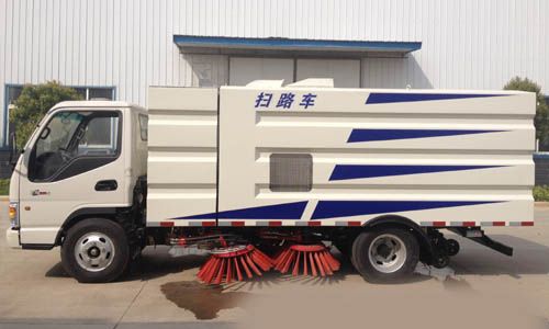 江淮道路清扫车图片