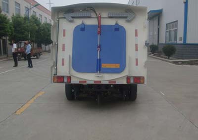 江铃道路清扫车图片