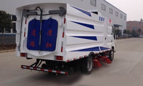 五十铃道路清扫车图片