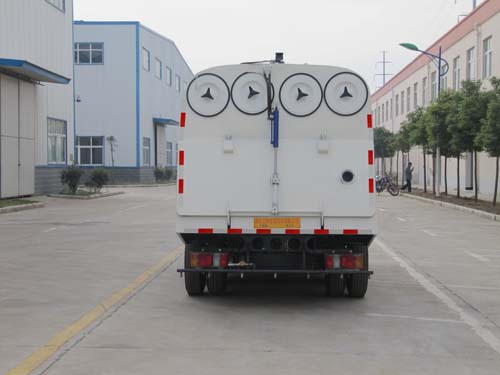 江铃吸尘车
