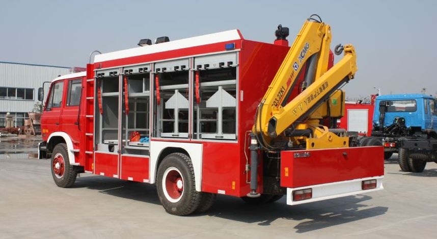 东风153抢险救援消防车