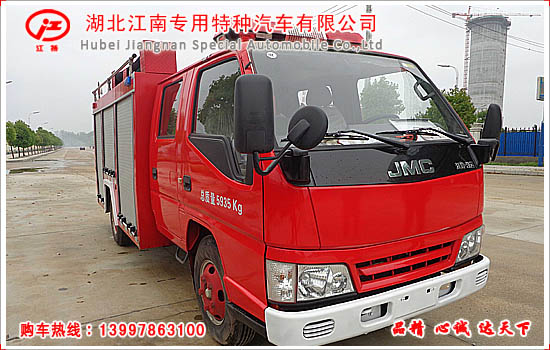 江铃2吨水罐消防车