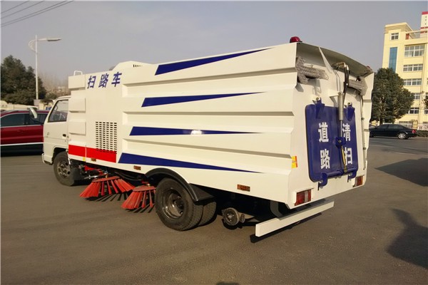 江铃国五扫路车（国五）