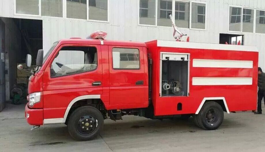 时风2吨水罐消防车图片
