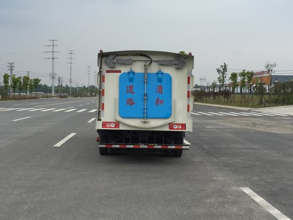 国五福田奥铃扫路车图片