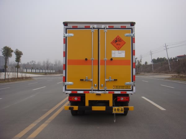 江铃双排爆破器材运输车