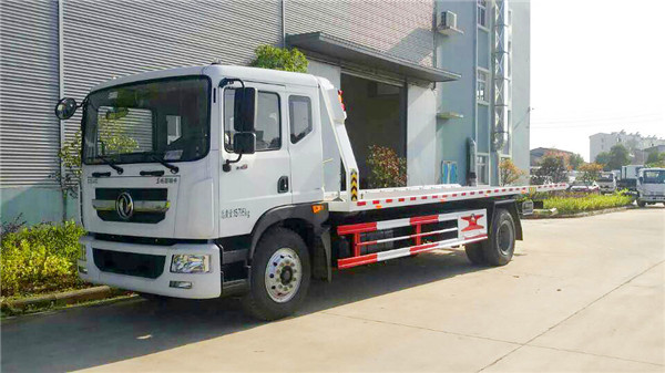 东风多利卡D9平板一拖二清障车