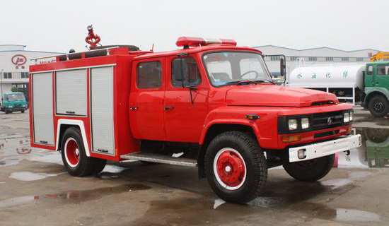 Dongfeng 140 water tank fire truck 3.5t