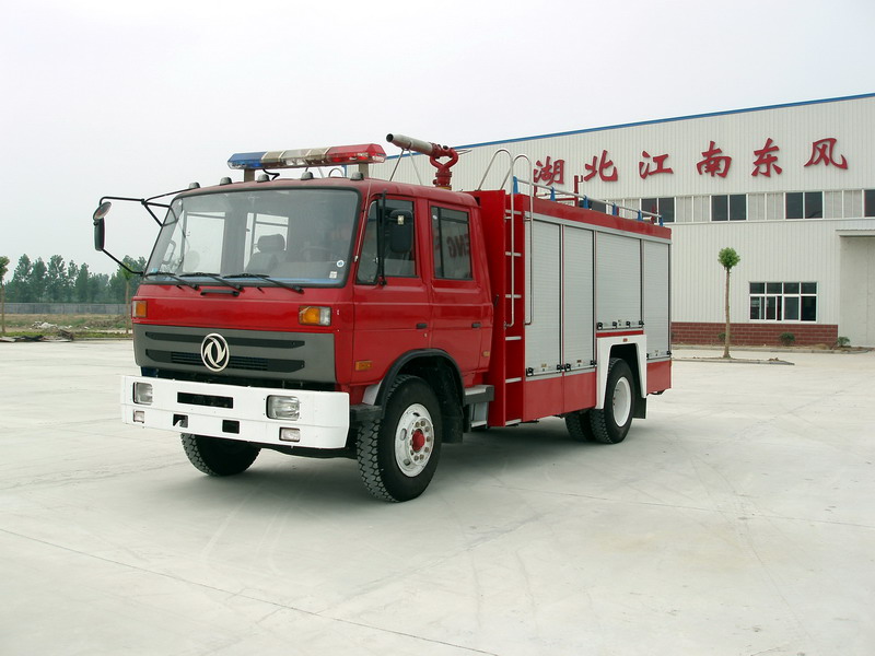 Dongfeng 153 foam fire truck