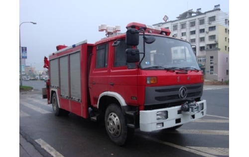 东风153抢险救援消防车