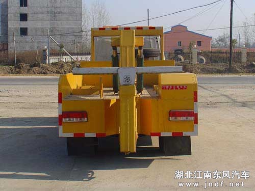 江铃拖吊型清障车图 2