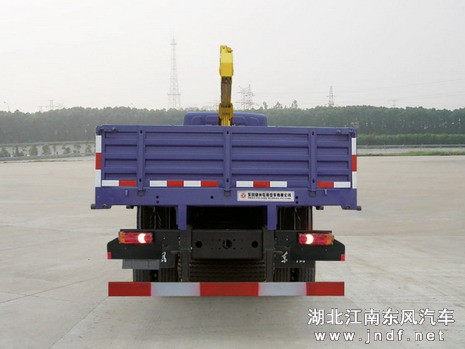 东风随车起重运输车图 4