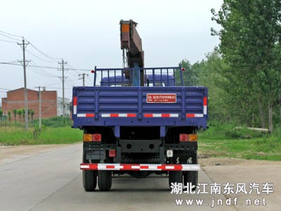 东风小三轴随车吊|随车起重运输车图 4
