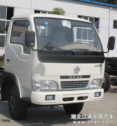 东风金霸自卸式垃圾车图 3