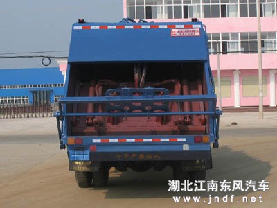 东风平头压缩式垃圾车图 5