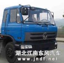 东风145压缩式垃圾车图 3