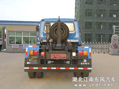 东风153车厢可卸式垃圾车图 4