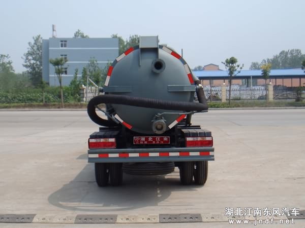 江淮吸污车图 2
