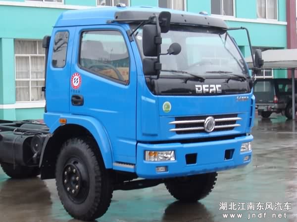 东风145吸粪车图 2