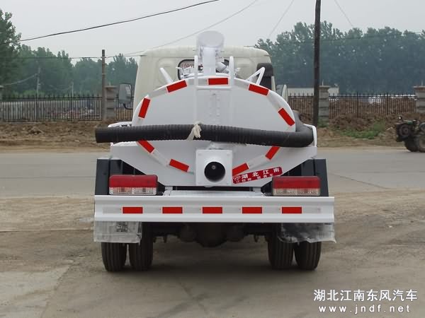 东风多利卡吸粪车图 4