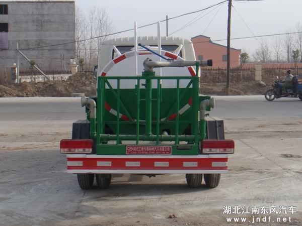 东风小霸王洒水车图 3