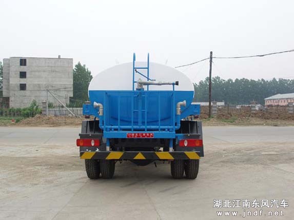 东风天锦145型洒水车图 2