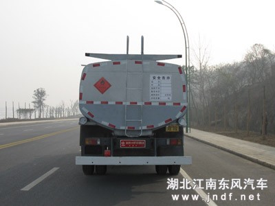 欧曼小三轴油罐车图 3