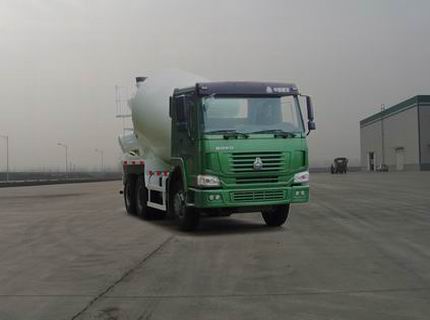 重汽豪沃后八轮水泥搅拌车(10方)图 2