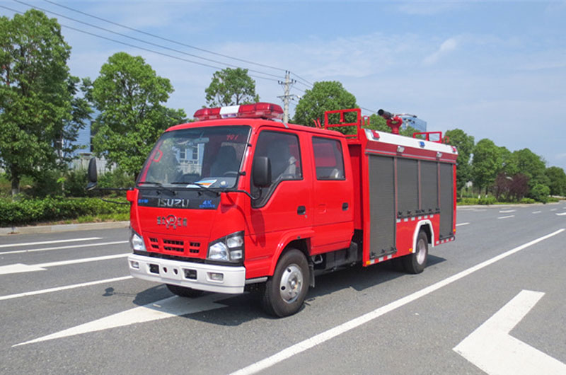 五十铃3吨泡沫消防车