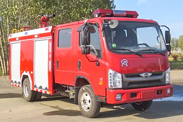 福田2.5吨泡沫消防车