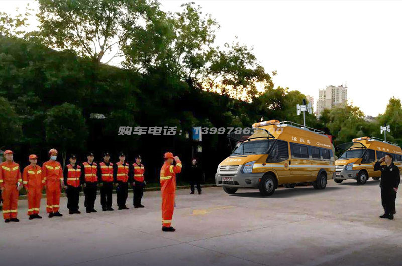 江铃福特运兵车-森林2