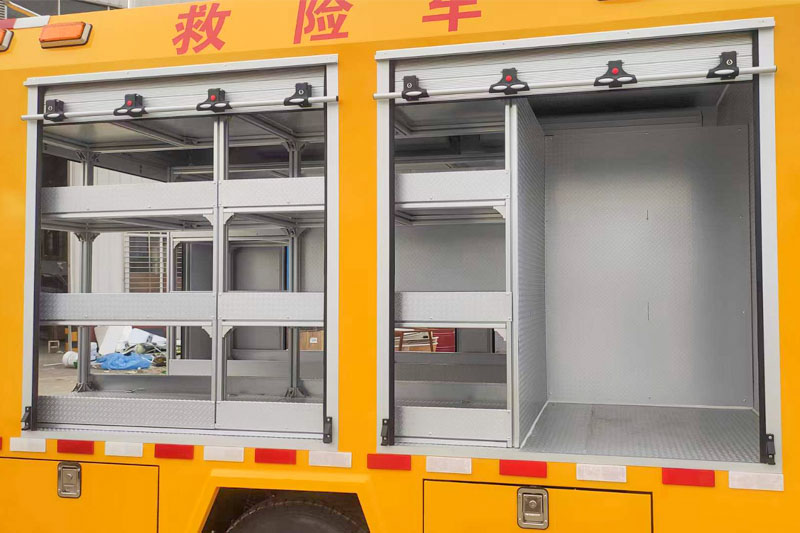 五十铃救险车厢体