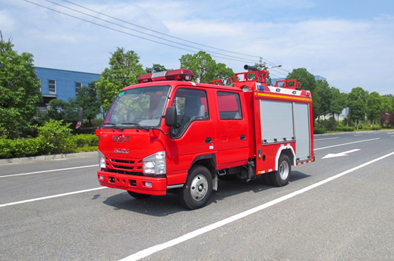 五十铃蓝牌泡沫消防车